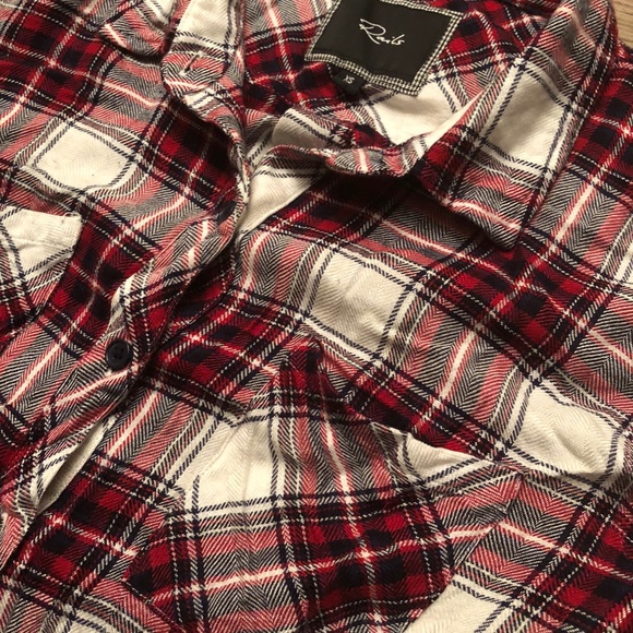 Rails Crop Flannel - Picture 2 of 4